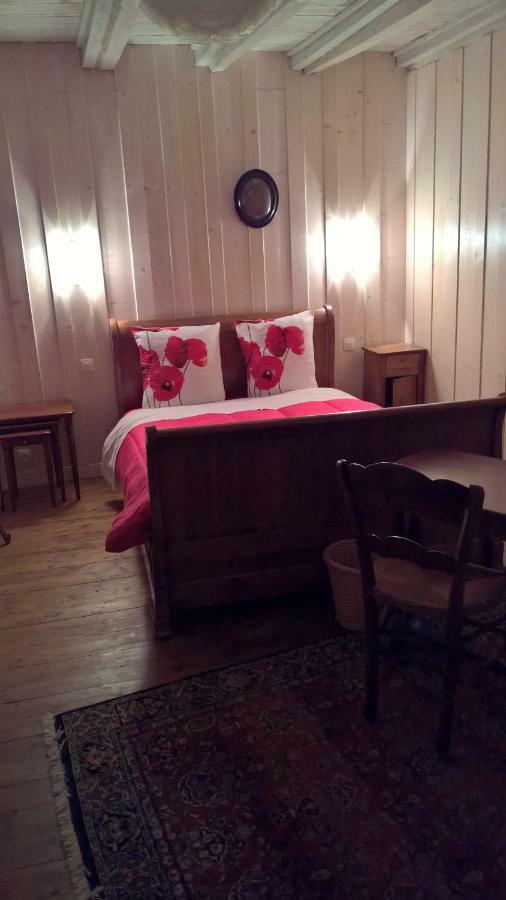 Chambre D Hote 1873 Frasne Екстер'єр фото